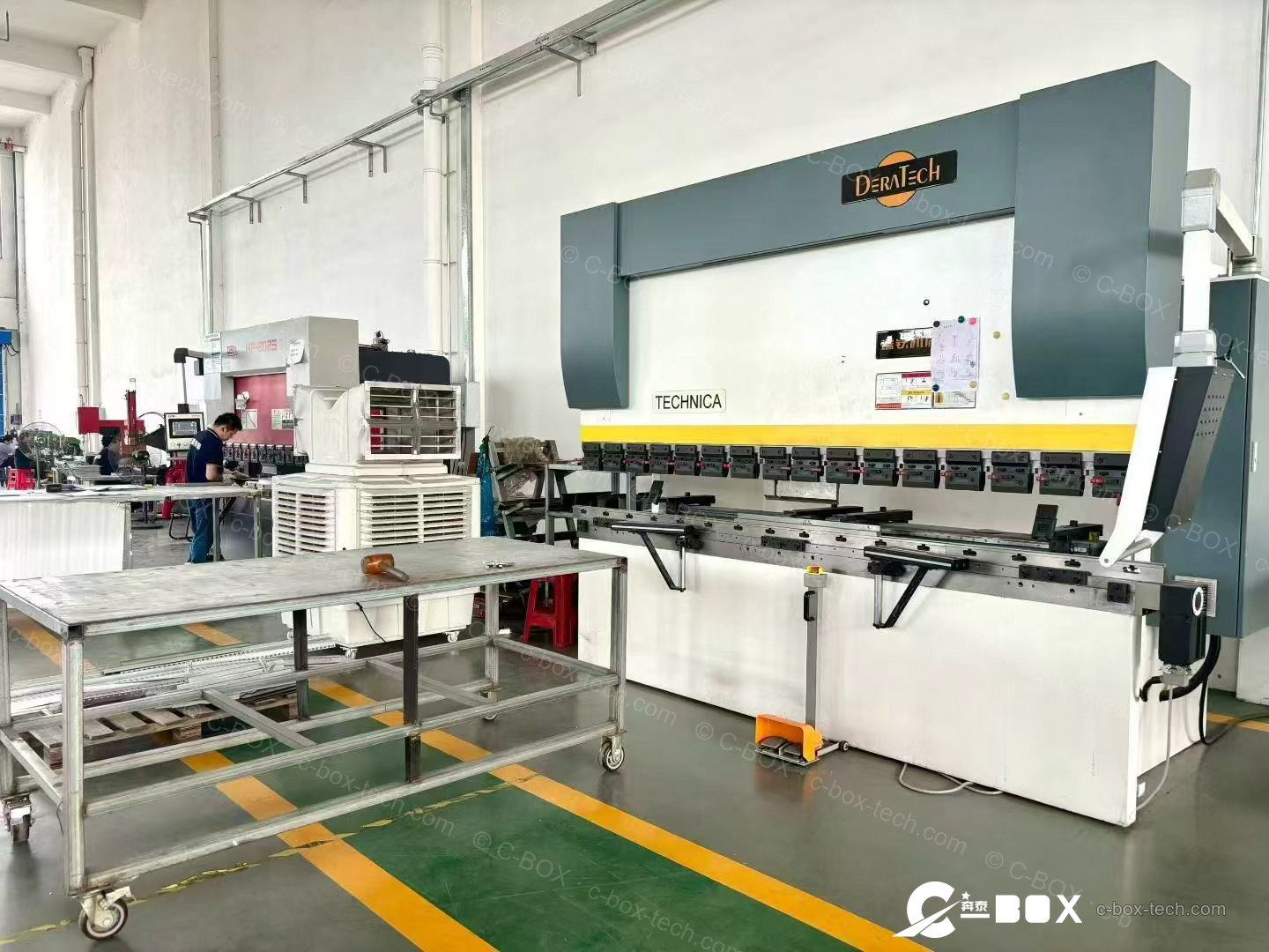 Deratech CNC press brake